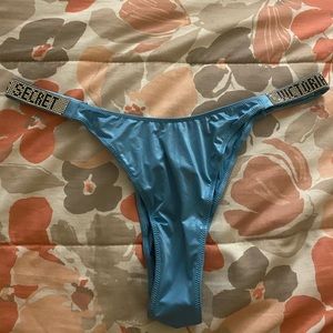 Victoria’s Secret Very Sexy Brazilian. color Baby Blue